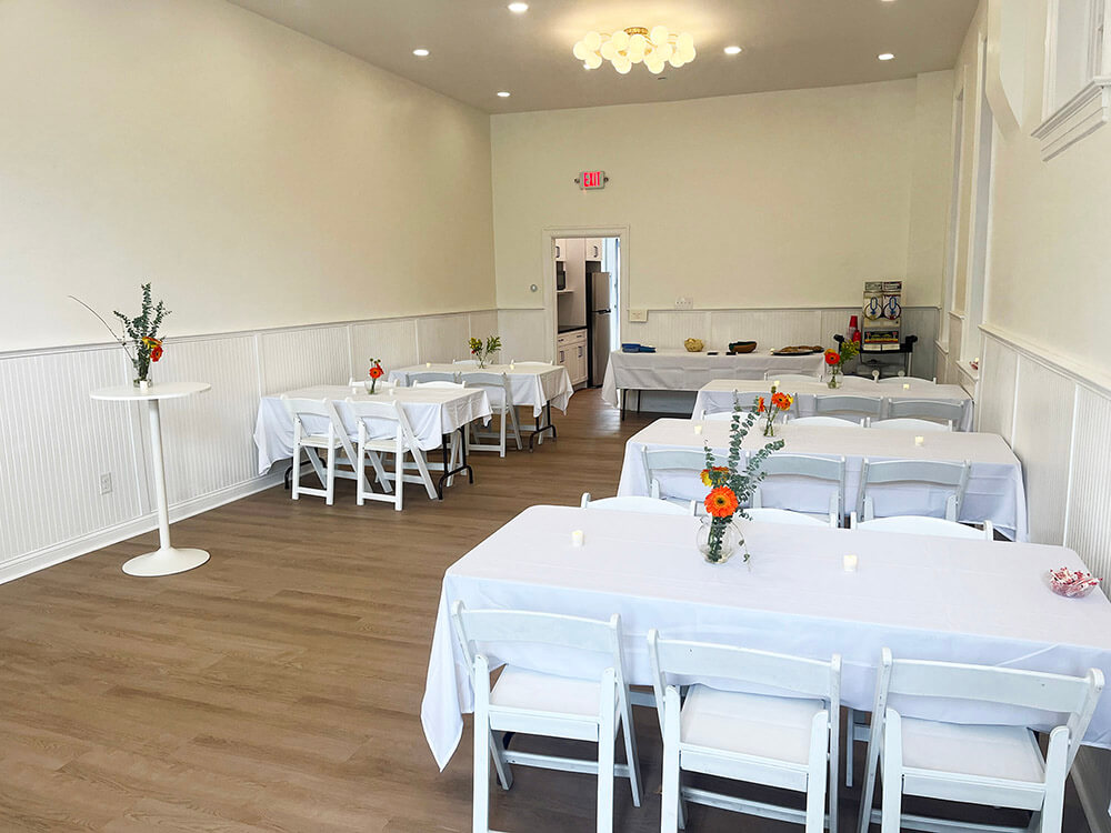 Junie's STL - A petite event space in St. Louis, MO